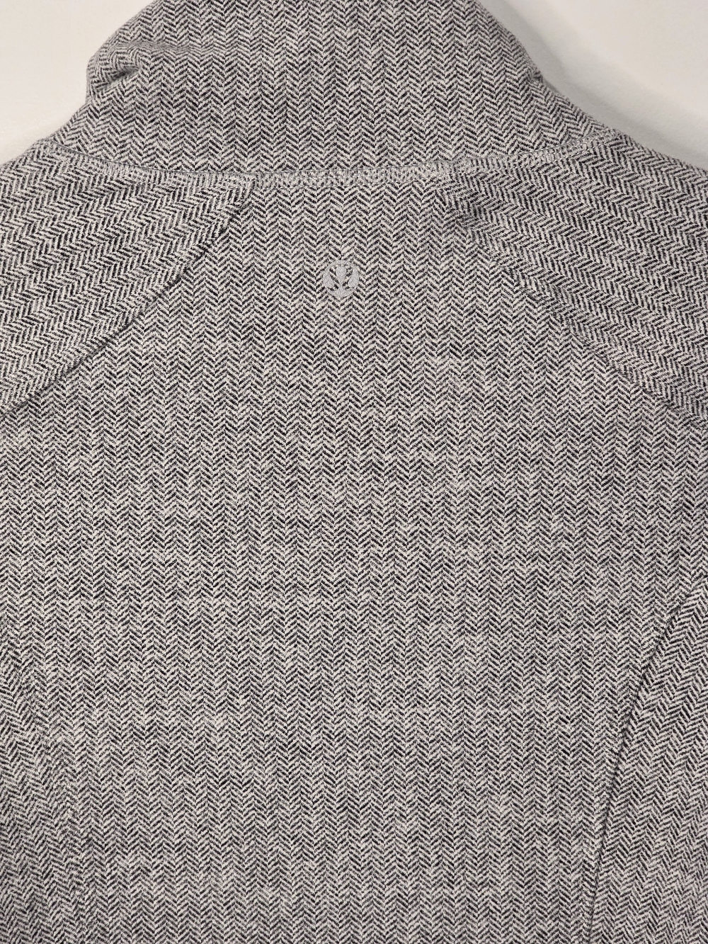Lululemon Nice Asana Jacket - Picture 3 of 8